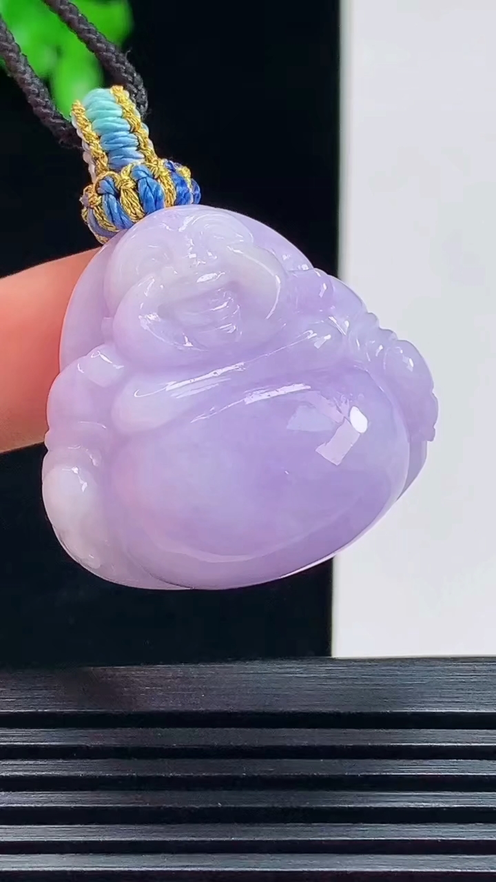 天然A货翡翠紫罗兰佛公吊坠，尺寸26.5-28.6-12.5 重量:16.15g
7月16日
