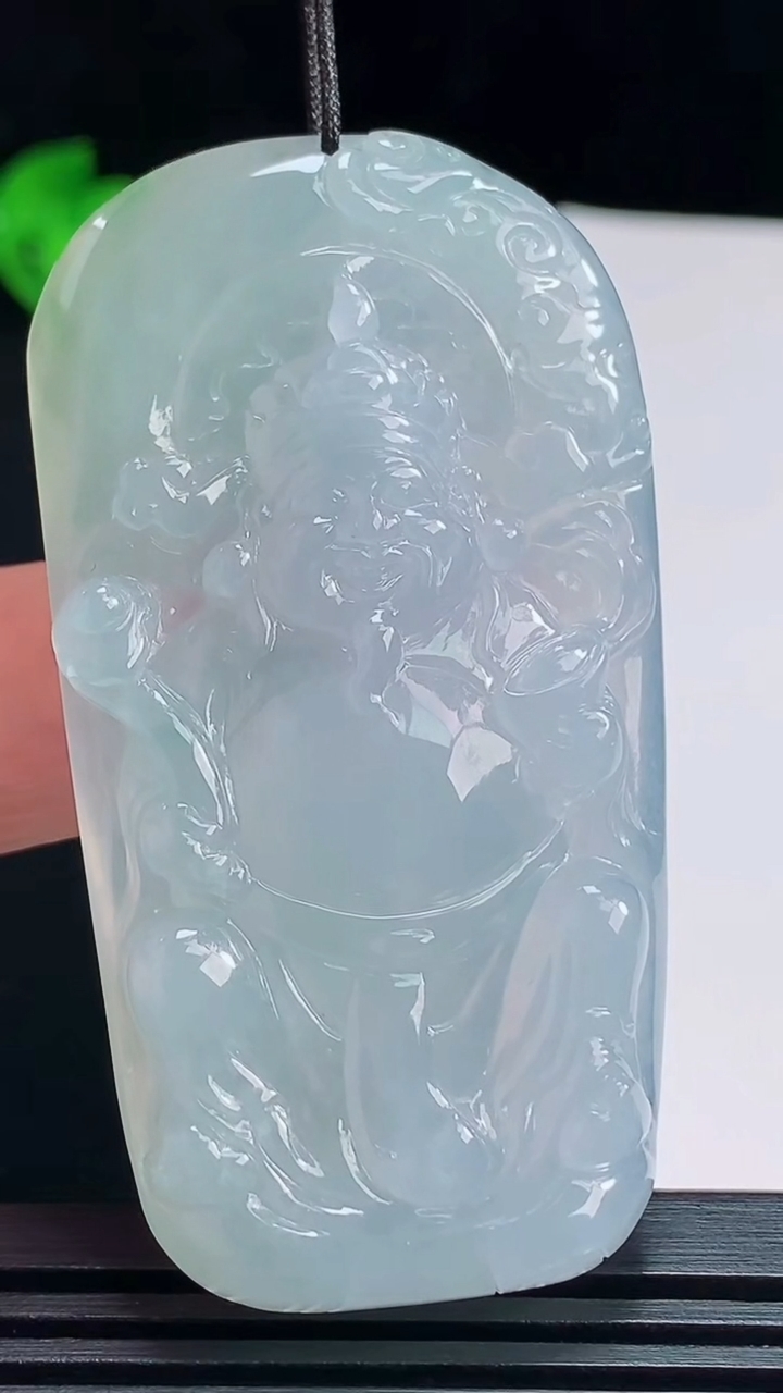 天然A货翡翠财神爷吊坠，尺寸60-32-8 重量:31.24g
7月16日