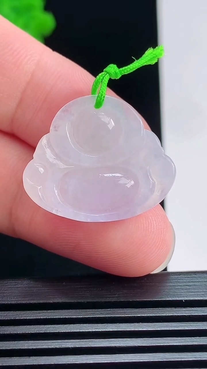天然A货翡翠紫罗兰佛公吊坠，尺寸21-25-5.5 重量:4.29g
7月18日