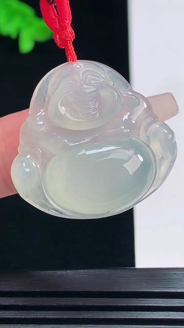 天然A货翡翠佛公吊坠，尺寸29-30.5-5.5 重量:7.19g
7月19日