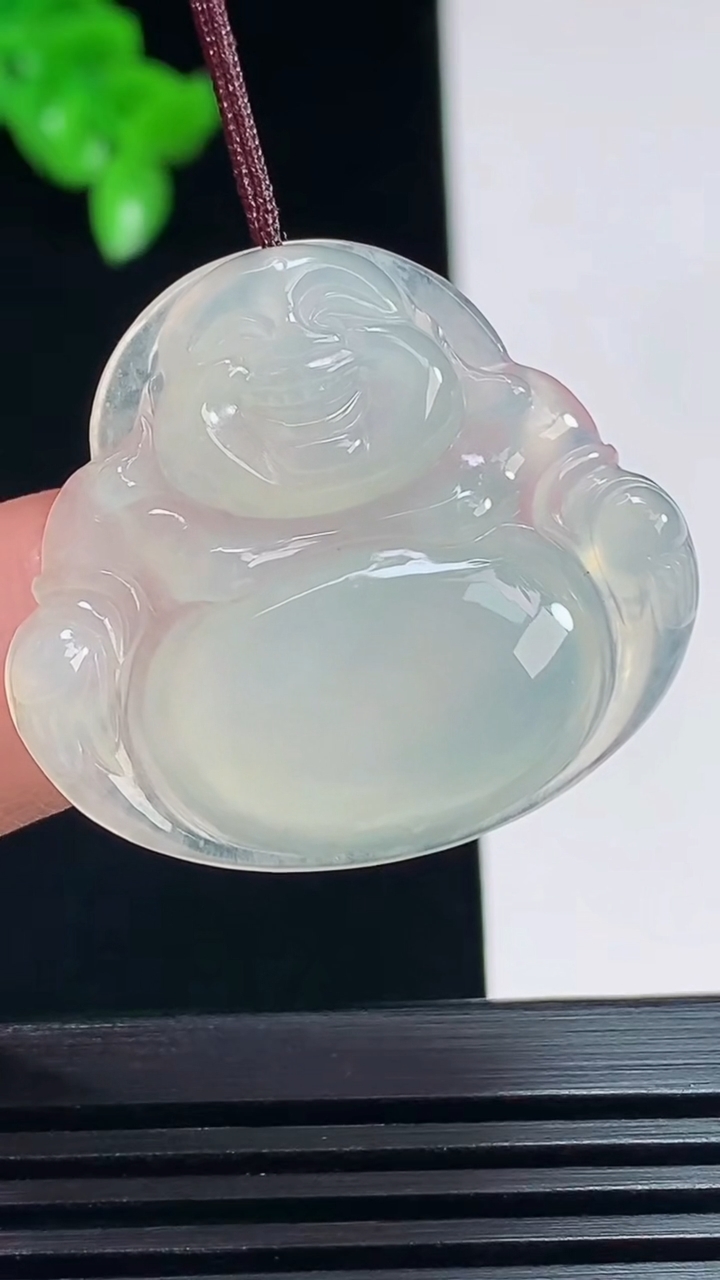 天然A货翡翠佛公吊坠，尺寸29-32-5 重量:6.95g
7月19日