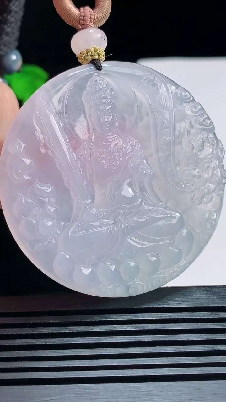 天然A货翡翠文殊菩萨吊坠，尺寸53.6-6 重量:37.91g
7月20日