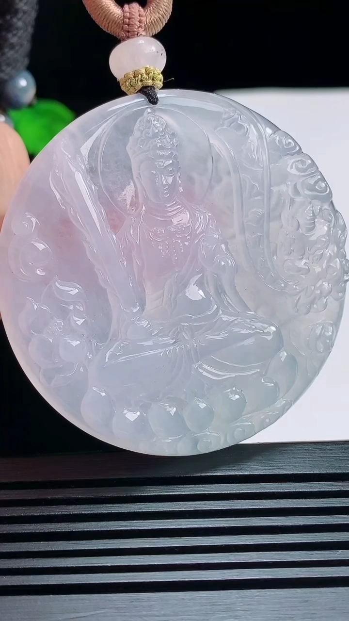 天然A货翡翠文殊菩萨吊坠，尺寸53.6-6 重量:37.91g
7月20日