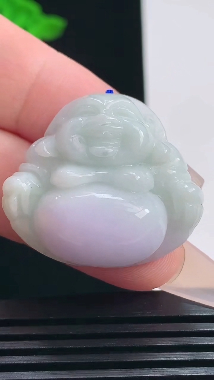 天然A货翡翠紫罗兰佛公吊坠，尺寸30.5-33-12.2 重量:18.24g
7月20日
