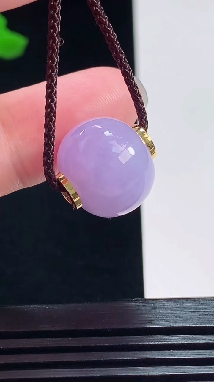 天然A货翡翠18k金紫罗兰路路通吊坠，尺寸15-12.5-15 重量:5.55g
7月20日