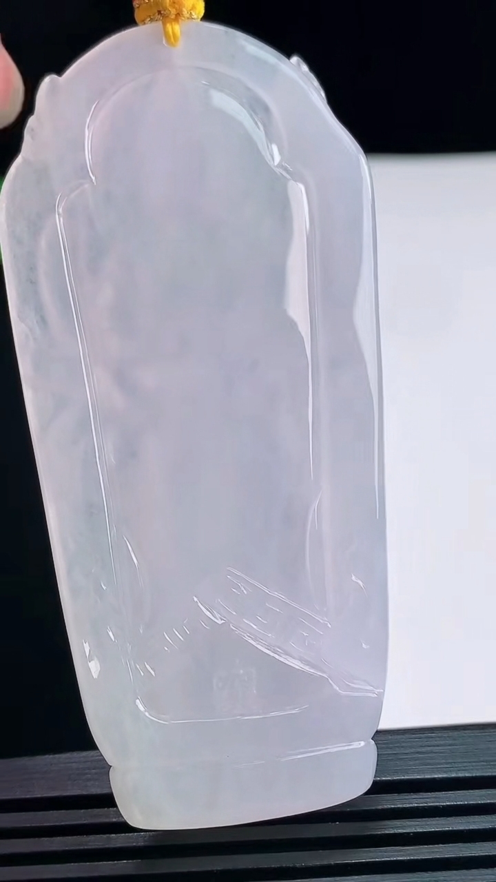 天然A货翡翠紫罗兰千手观音菩萨吊坠，尺寸72-34-10 重量:46.27g
7月21日