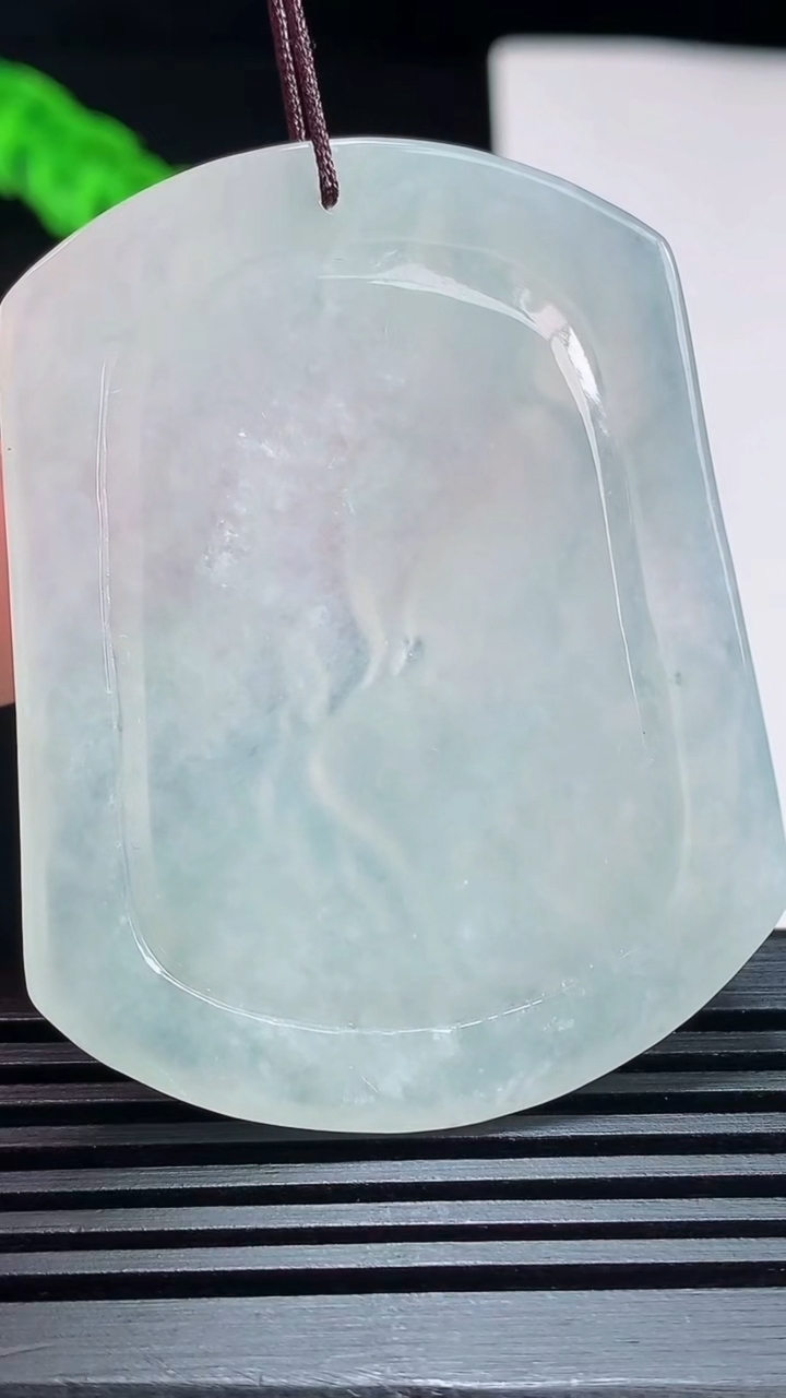 天然A货翡翠普贤菩萨吊坠，尺寸53.5-42-4.5 重量:24.23g
7月23日