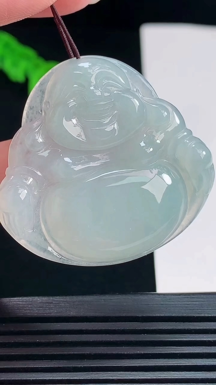 天然A货翡翠佛公吊坠，尺寸38-41-5.5 重量:13.24g
7月23日