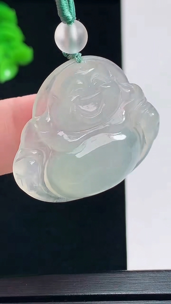 天然A货翡翠佛公吊坠，尺寸29-35.5-5 重量:8.30g
7月23日