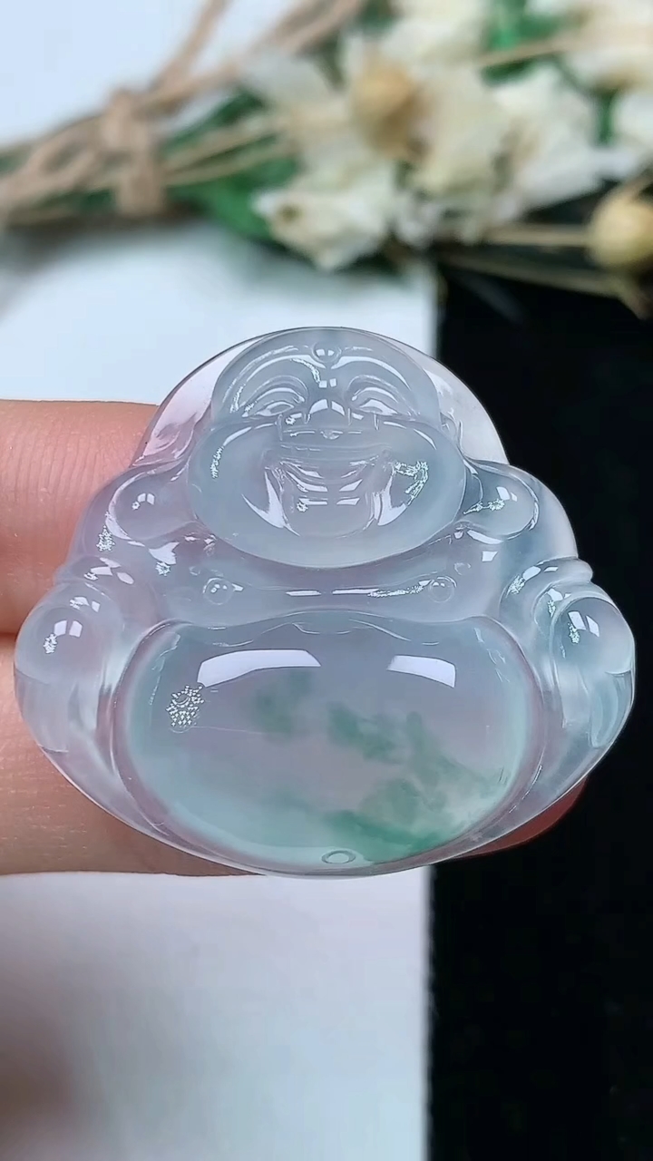 天然A货翡翠飘花佛公吊坠，尺寸28.4-31.4-5.9，重量:8.34g
7月24日