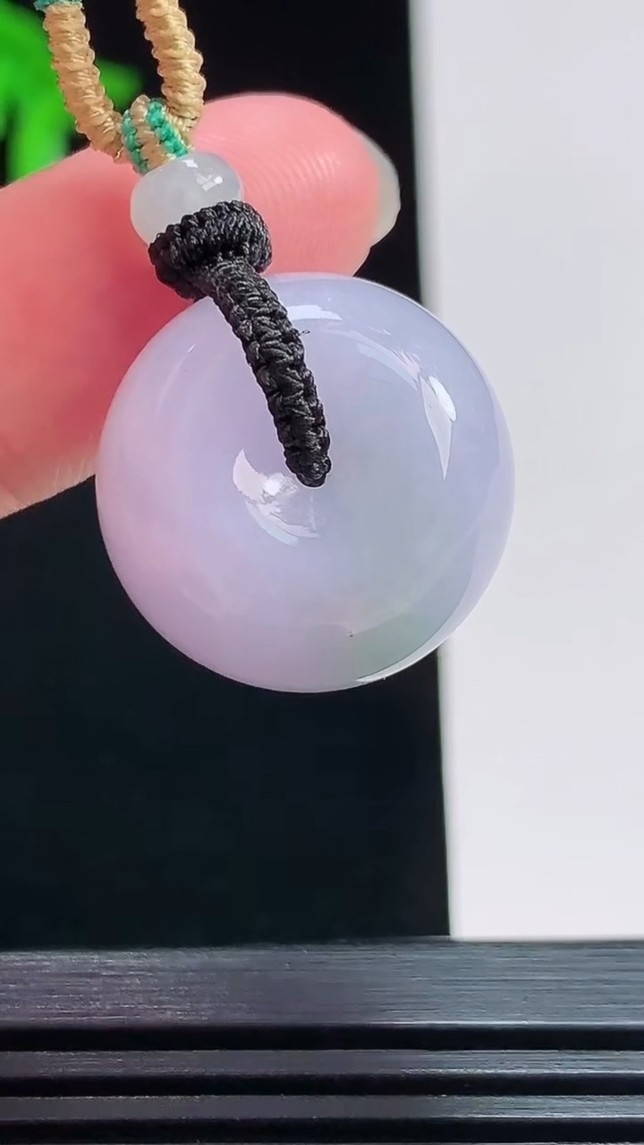 天然A货翡翠紫罗兰路路通 飘花吊坠，尺寸20-13.5 重量:12.07g
7月25日