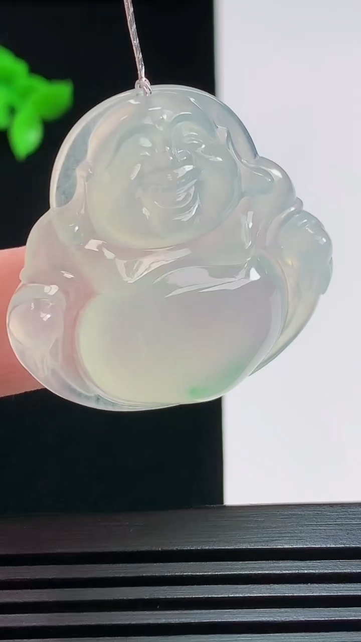 天然A货翡翠佛公吊坠，尺寸34-35.6-6.5 重量:12.30g
7月29日