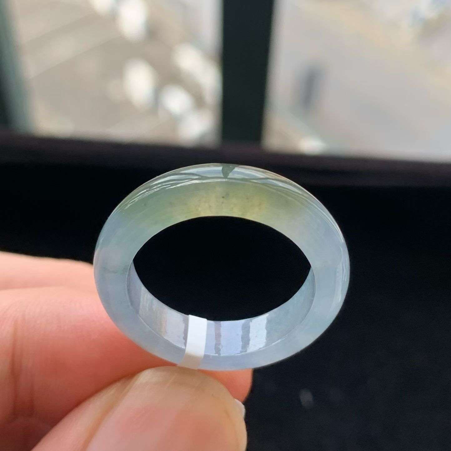 A货天然翡翠冰糯种紫罗兰黄翡戒指19-20号重量4.20g
7月30日