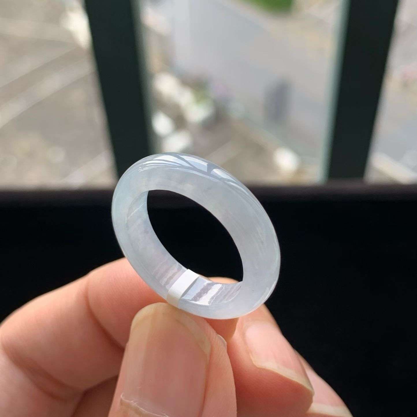 A货天然翡翠冰糯种紫罗兰戒指19-20号重量4.27g
7月30日