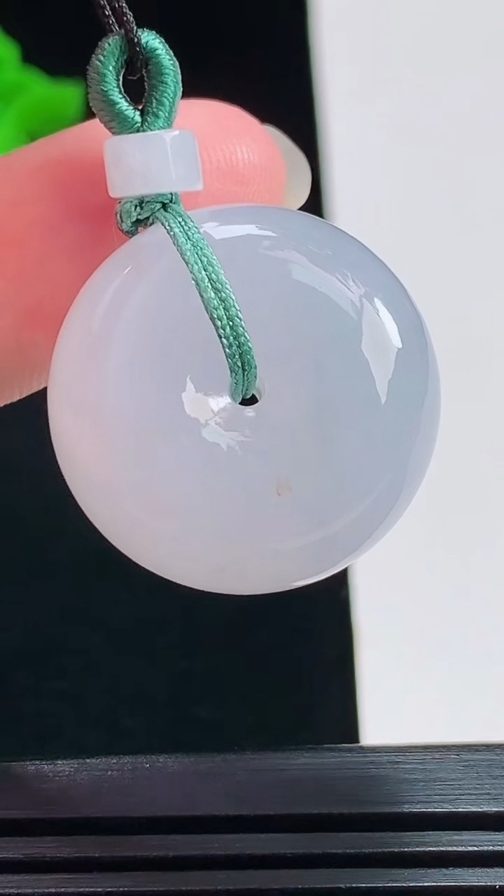 天然A货翡翠紫罗兰路路通吊坠，尺寸24-13 重量:16.10g
7月31日