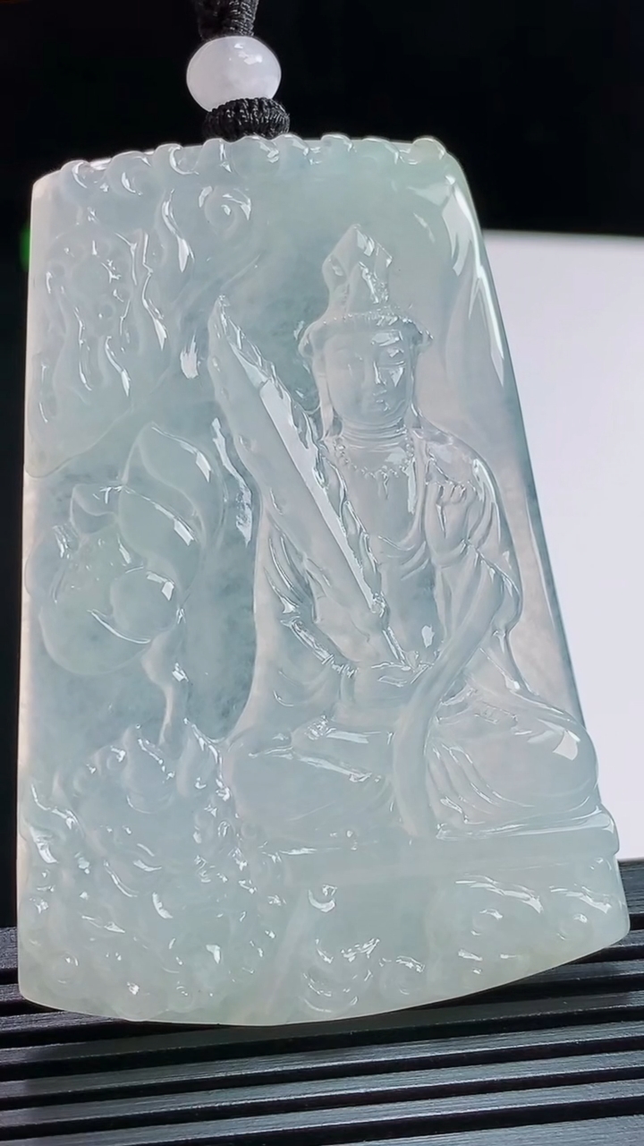 天然A货翡翠文殊菩萨吊坠，尺寸62-42.5-5.2 重量:36.27g
7月31日
