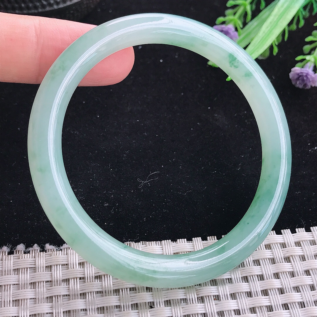 实拍A货翡翠55/7.6/8老坑冰胶冰晴飘花圆条手镯平安镯美人镯