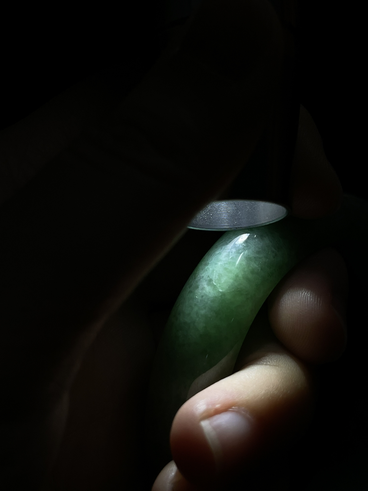 圈口52，糯化满绿正圈小圈口翡翠手镯