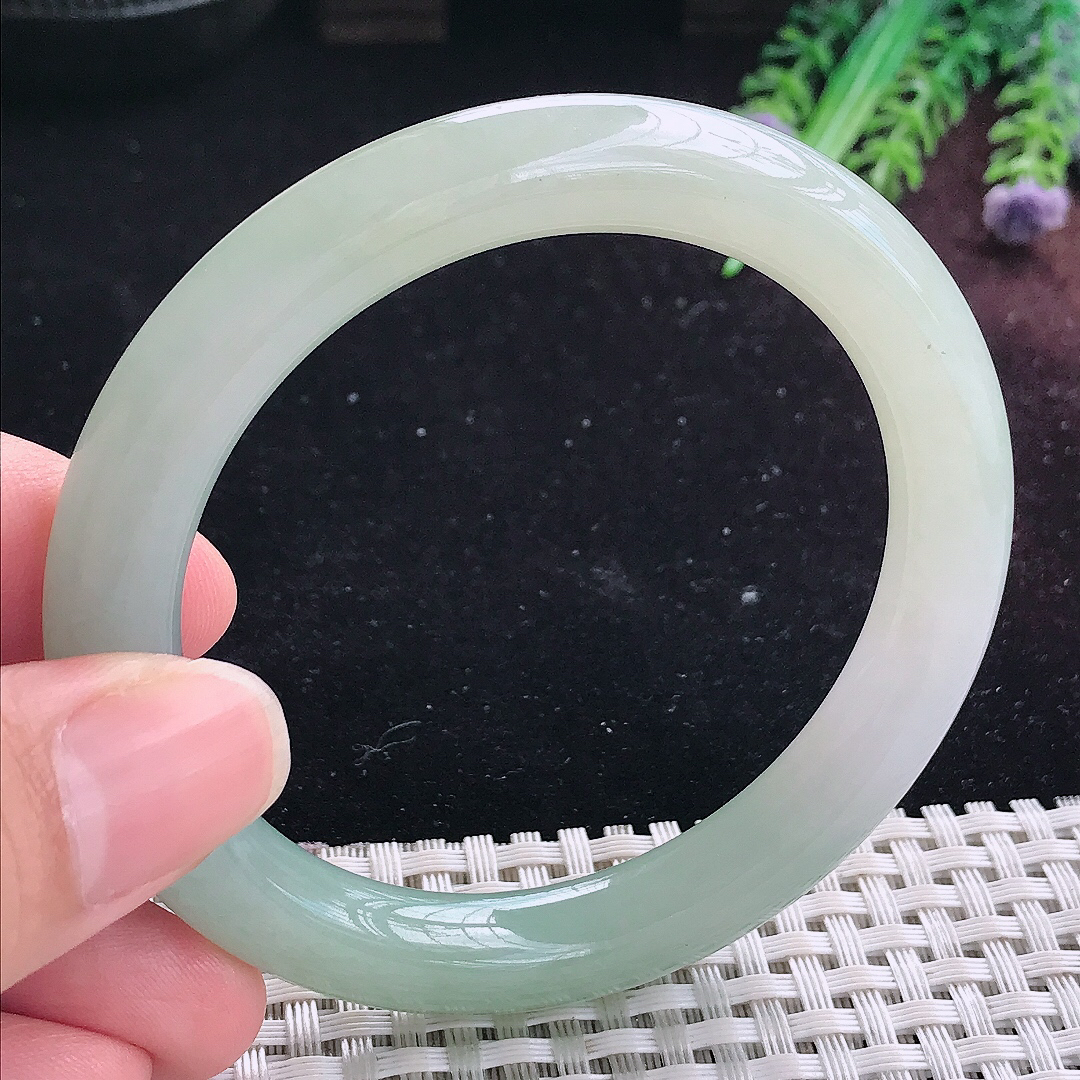 实拍A货翡翠55.5/9/9.5老坑冰胶冰晴圆条手镯平安镯翡翠玉镯美人镯