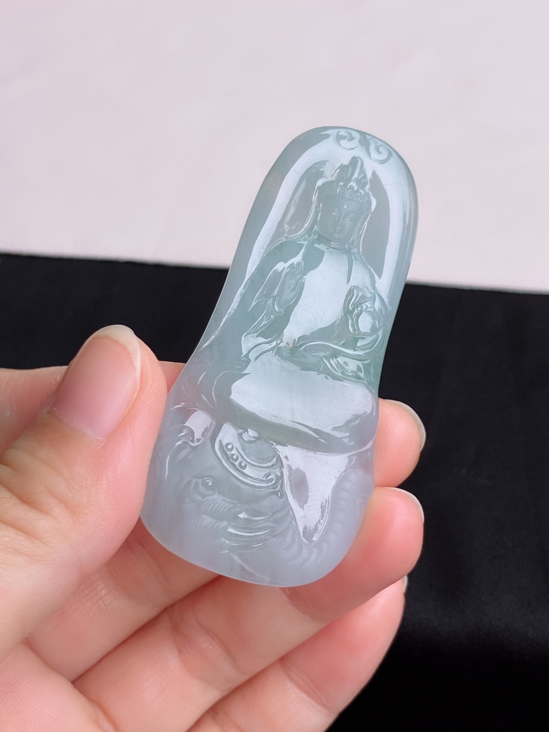 底色普贤菩萨，晶莹剔透，尺寸65.3/32/5.8/自然光实拍