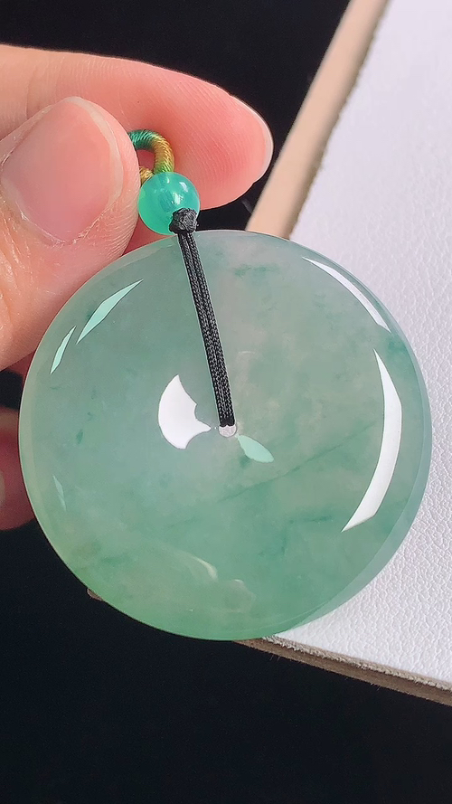 ️冰晴平安扣，无裂，尺寸:37.4-5.6mm