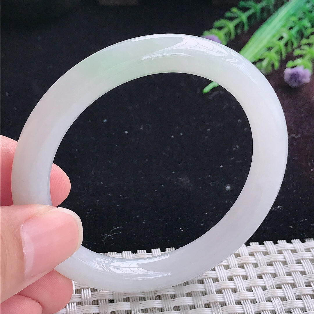 实拍A货翡翠53/8.6/8.8老坑秀气冰润圆条手镯平安镯翡翠玉镯美人镯