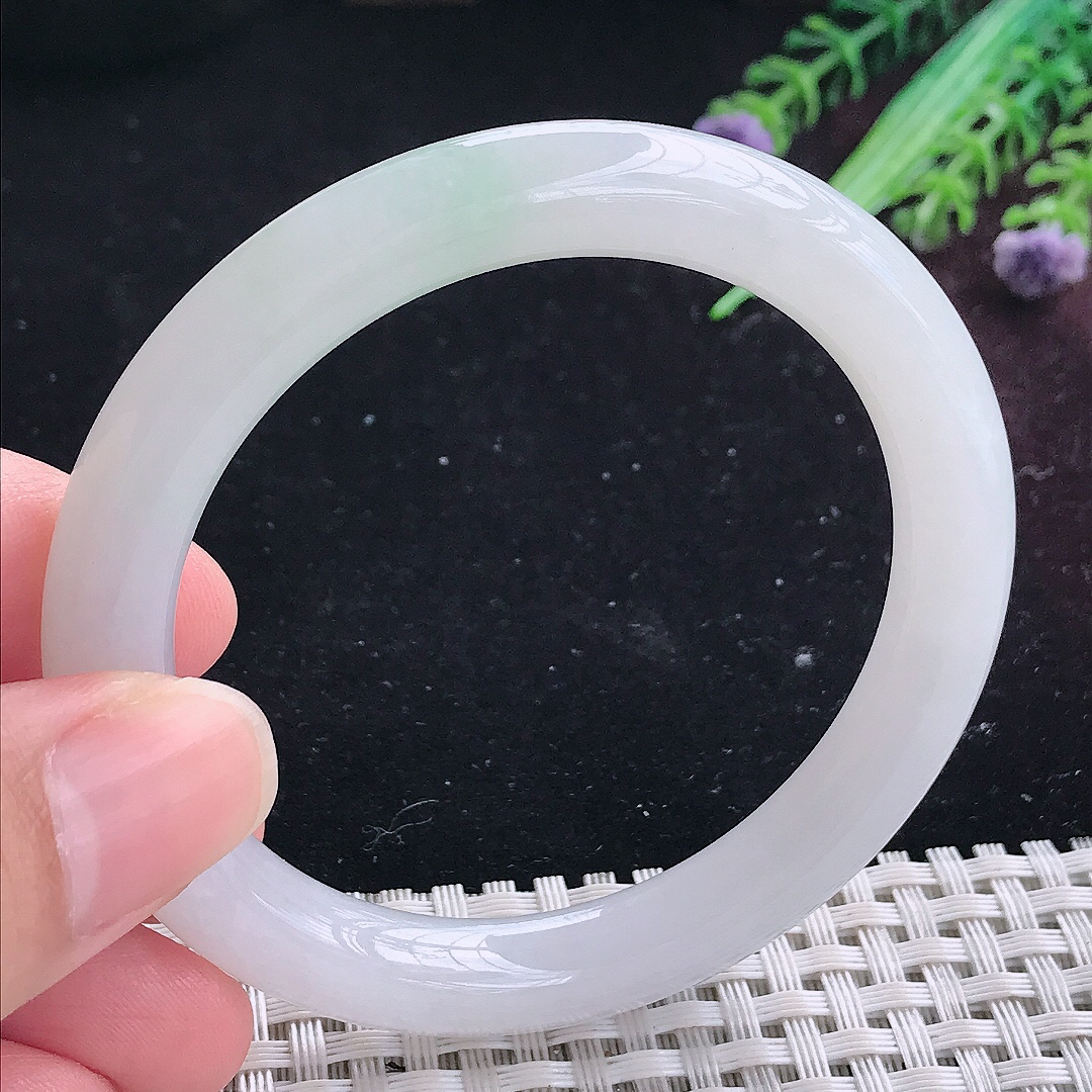 实拍A货翡翠53/8.6/8.8老坑秀气冰润圆条手镯平安镯翡翠玉镯美人镯