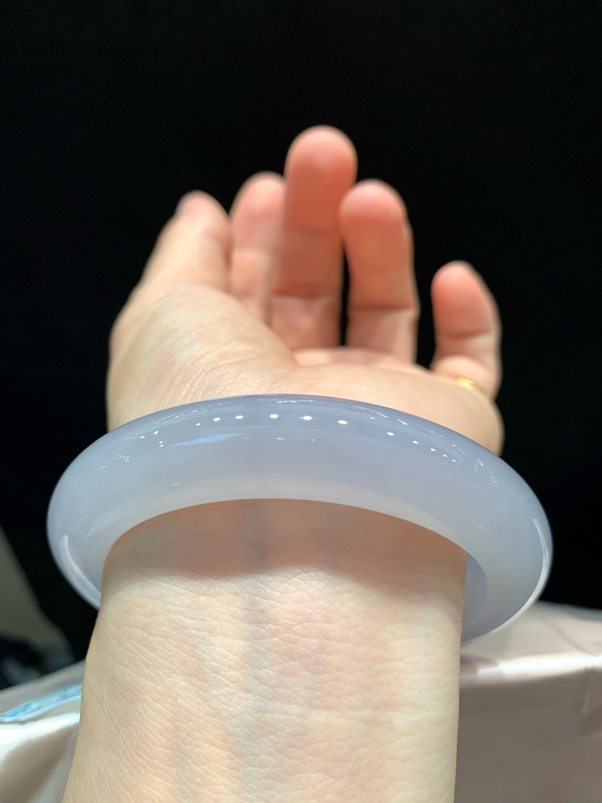 尺寸58.6/12.6/10.3，冰紫罗兰手镯
水润细腻 冰透