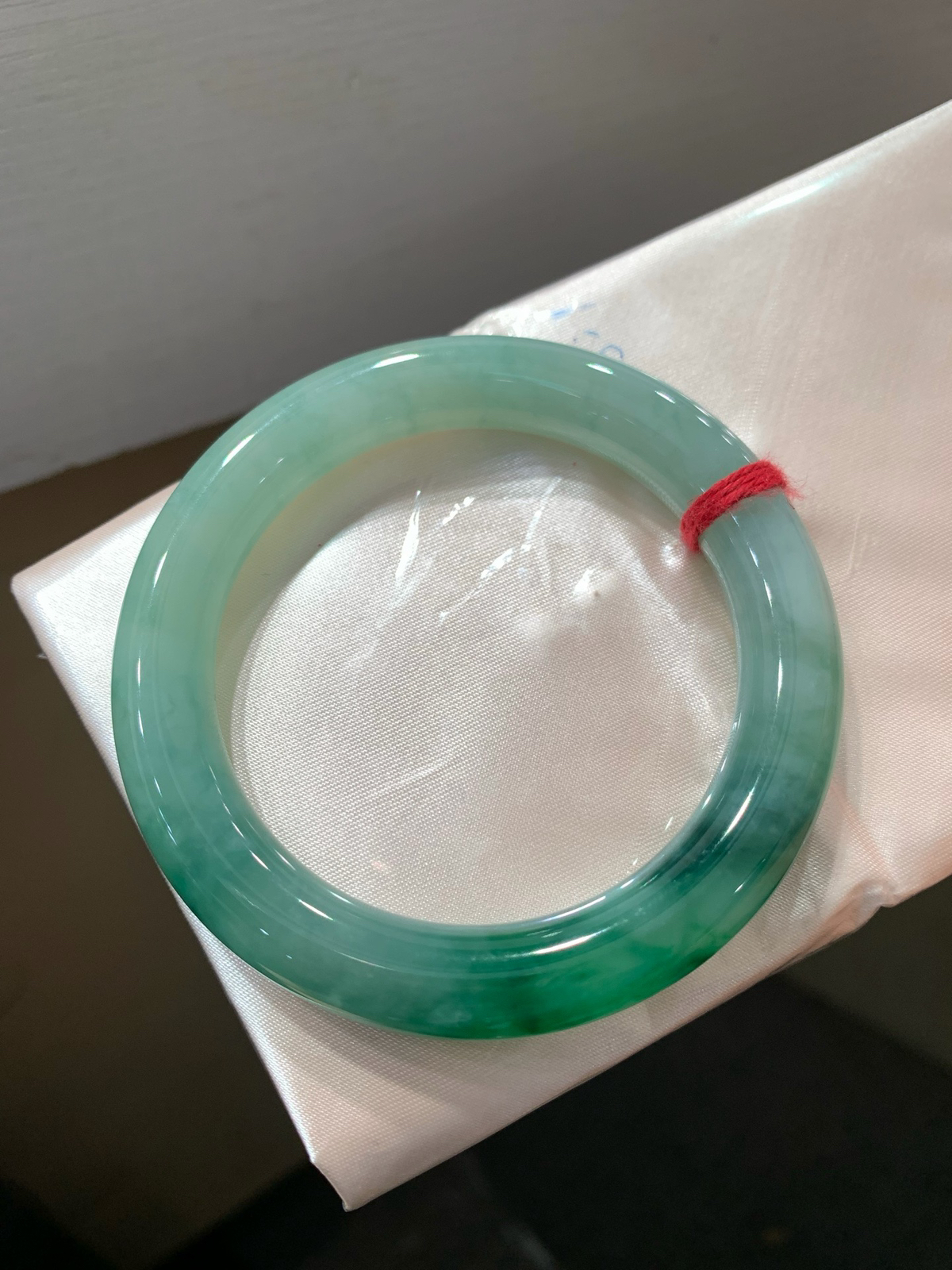 尺寸53.6/10.1，冰飘花圆条福镯
种好水润