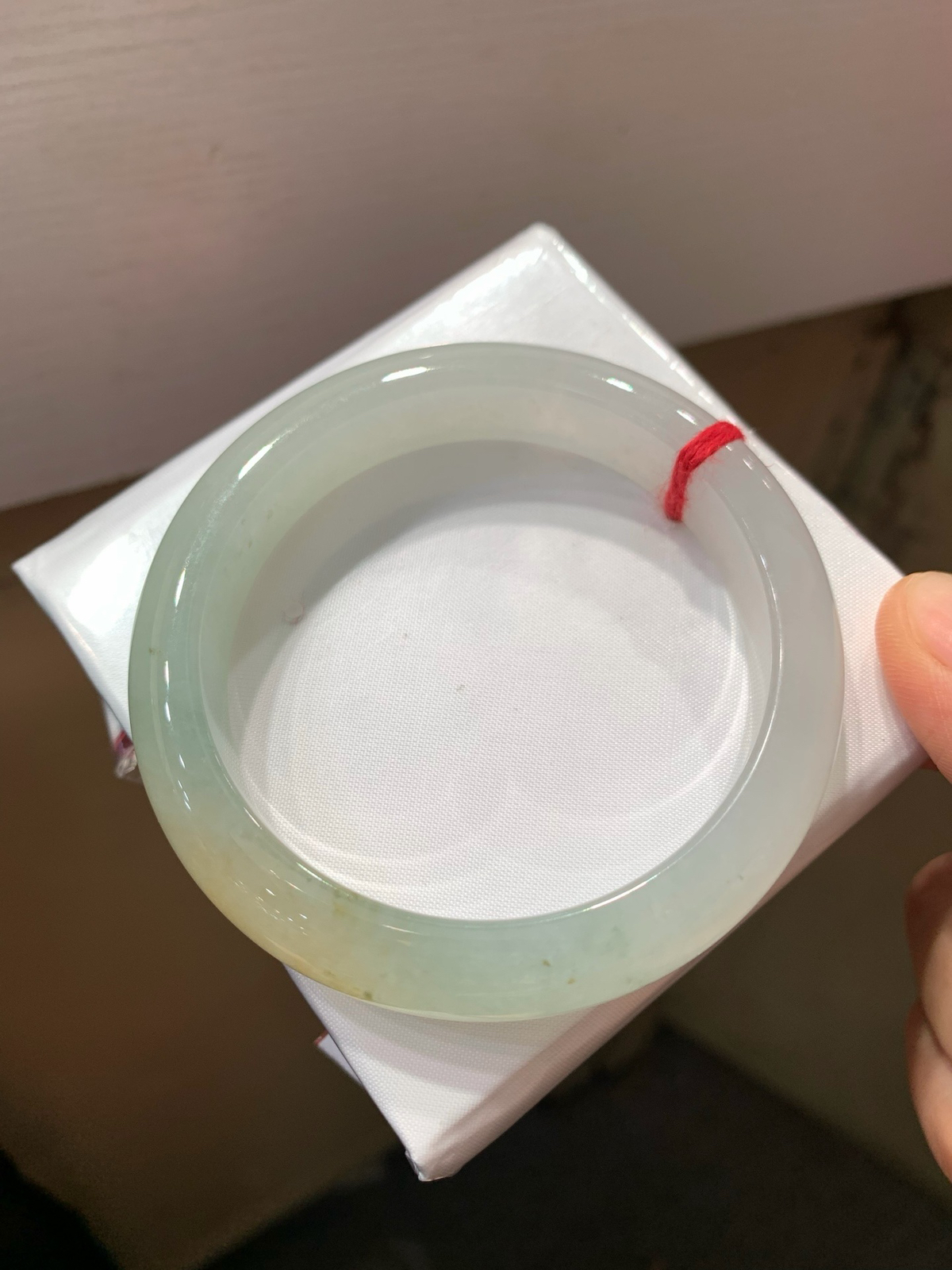 尺寸55.6/12.5/8.5，冰黄手镯
水润细腻