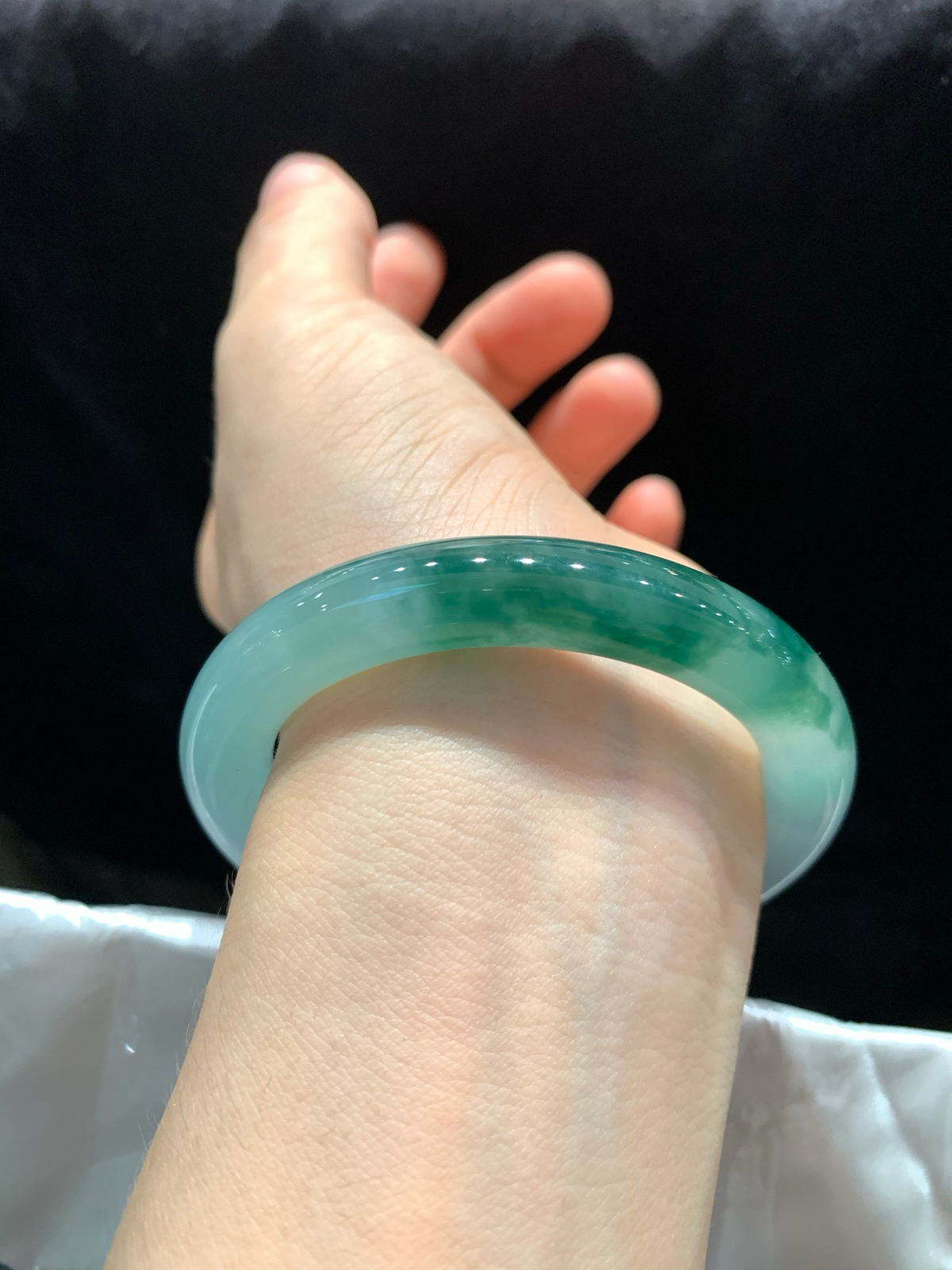 尺寸53.1/9.7，冰飘花圆条手镯
冰透水润 清新甜美