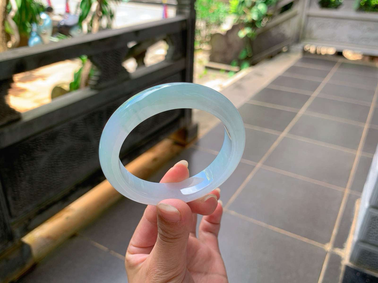 ｜56圈口
冰晴底，色系淡雅清新，底子特别的细腻柔和，微微带点花，飘逸轻盈，
编号【06-30-1