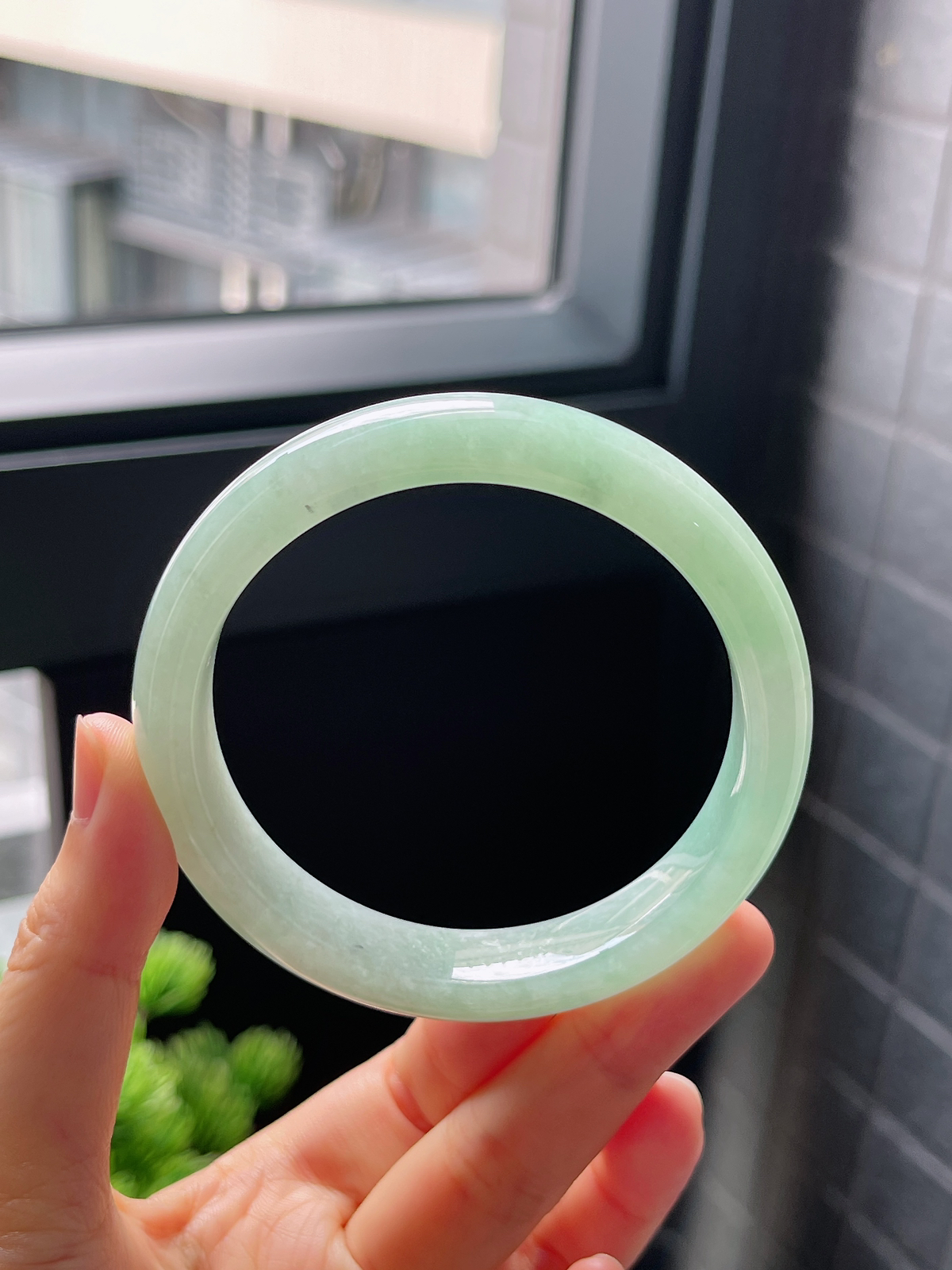 圈口58.8，冰糯种湖水绿翡翠正圈手镯