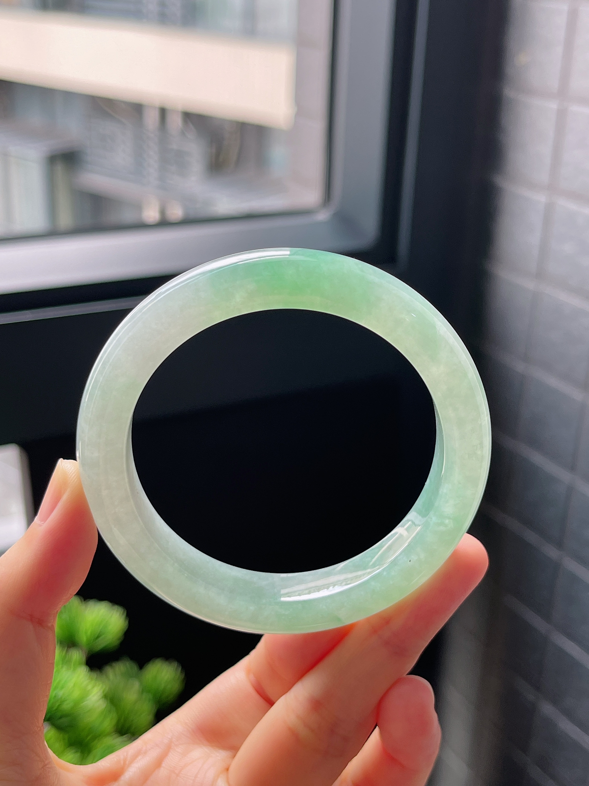 圈口54.4，冰糯种飘花翡翠正圈手镯
