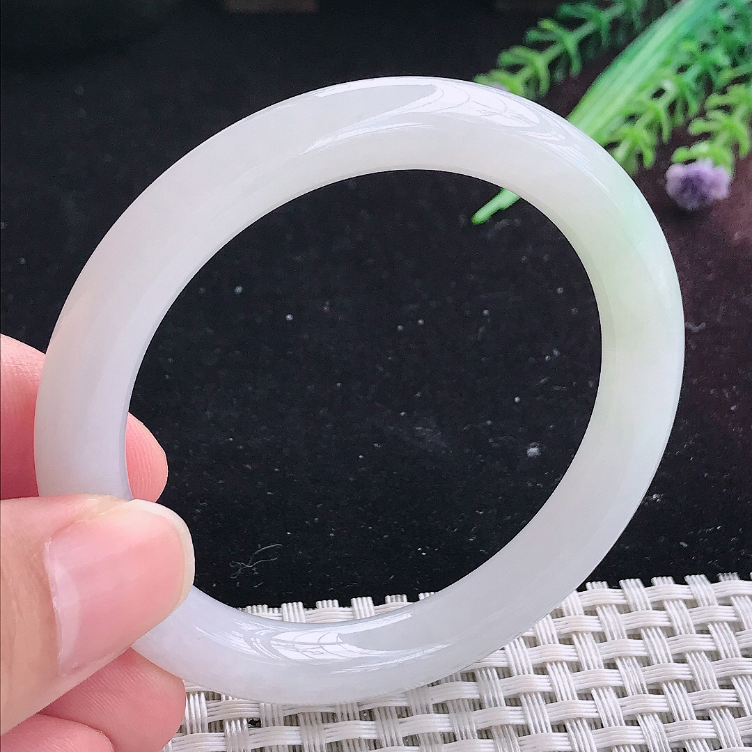 实拍A货翡翠53/8.6/8.8老坑秀气冰润圆条手镯平安镯翡翠玉镯美人镯