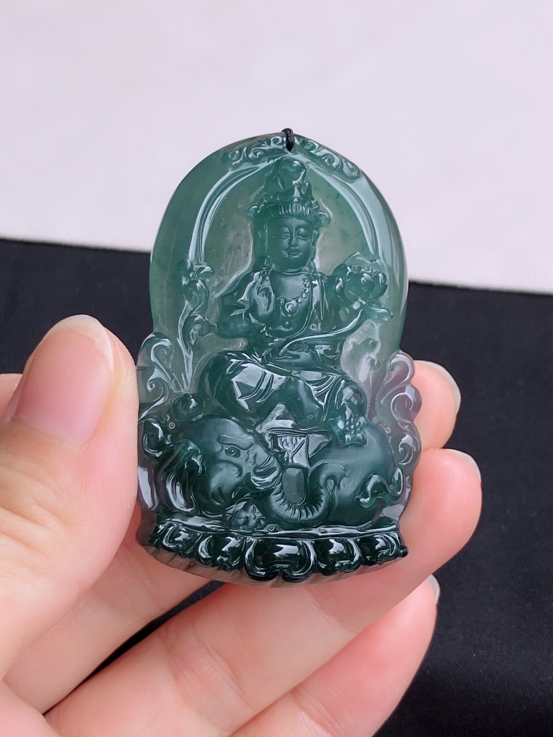 冰蓝水普贤菩萨，晶莹剔透，尺寸57/37.6/8.3/自然光实拍