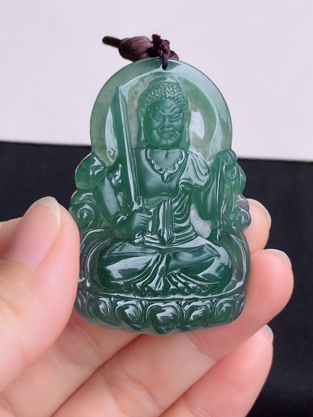 冰蓝水观音，晶莹剔透，尺寸59.5/37/6.3/自然光实拍