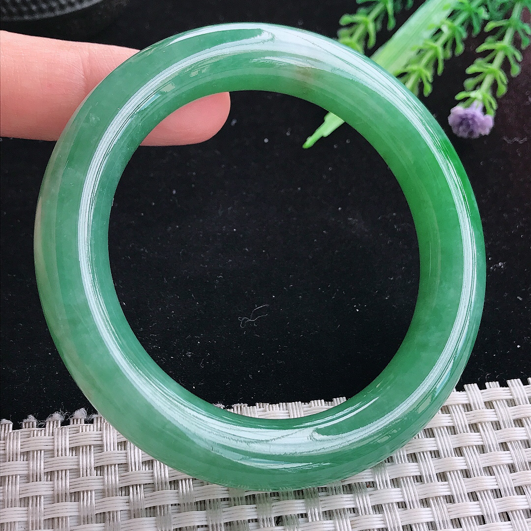 实拍A货翡翠57/11.7/11.5老坑冰润满绿圆条手镯平安镯翡翠玉镯美人镯