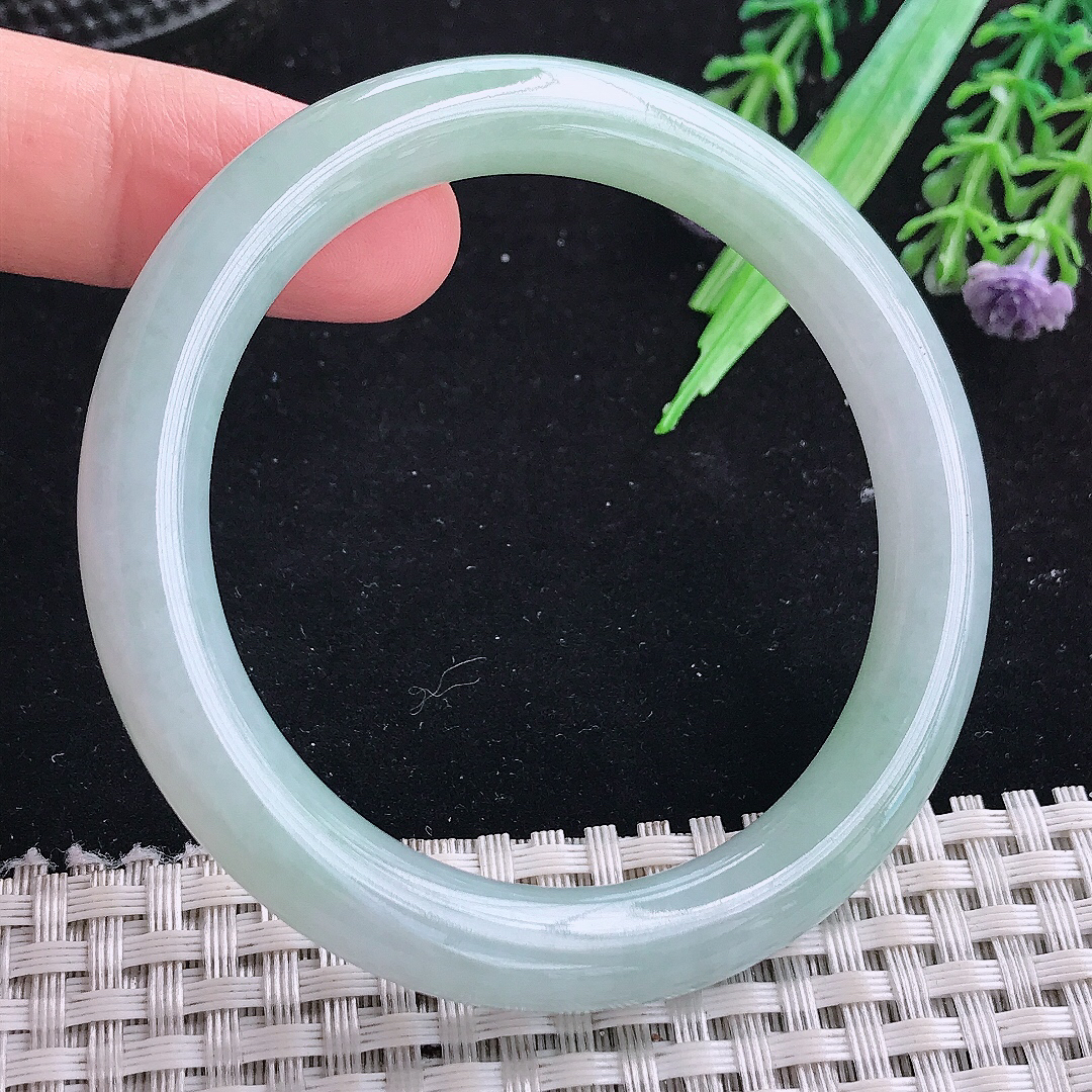 实拍A货翡翠52.5/8.3/8.5老坑冰润晴底圆条手镯平安镯翡翠玉镯美人镯