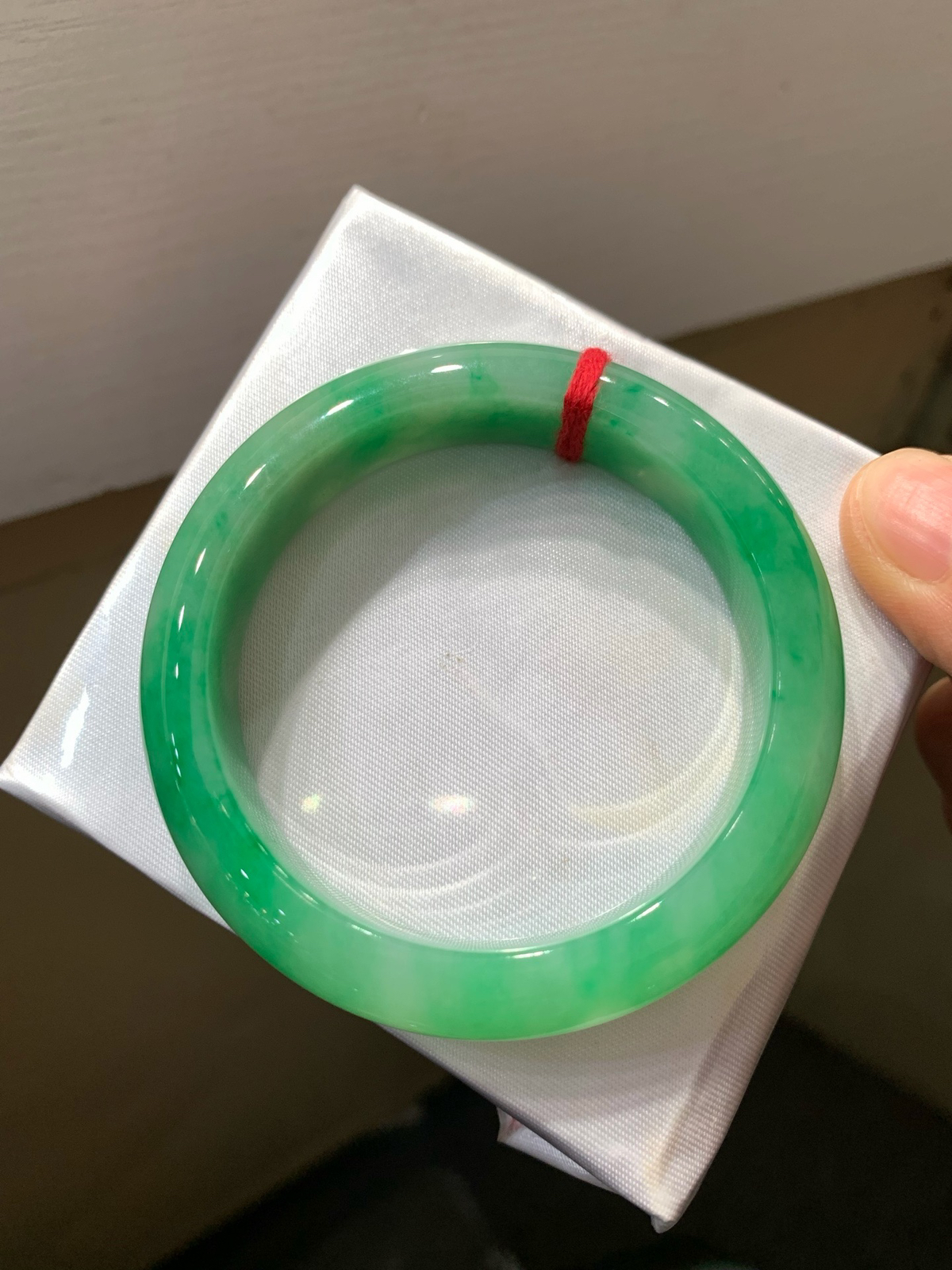 尺寸52.3/12.8/8.5，带色手镯
有种有色 上手好看
TG-1197-2400