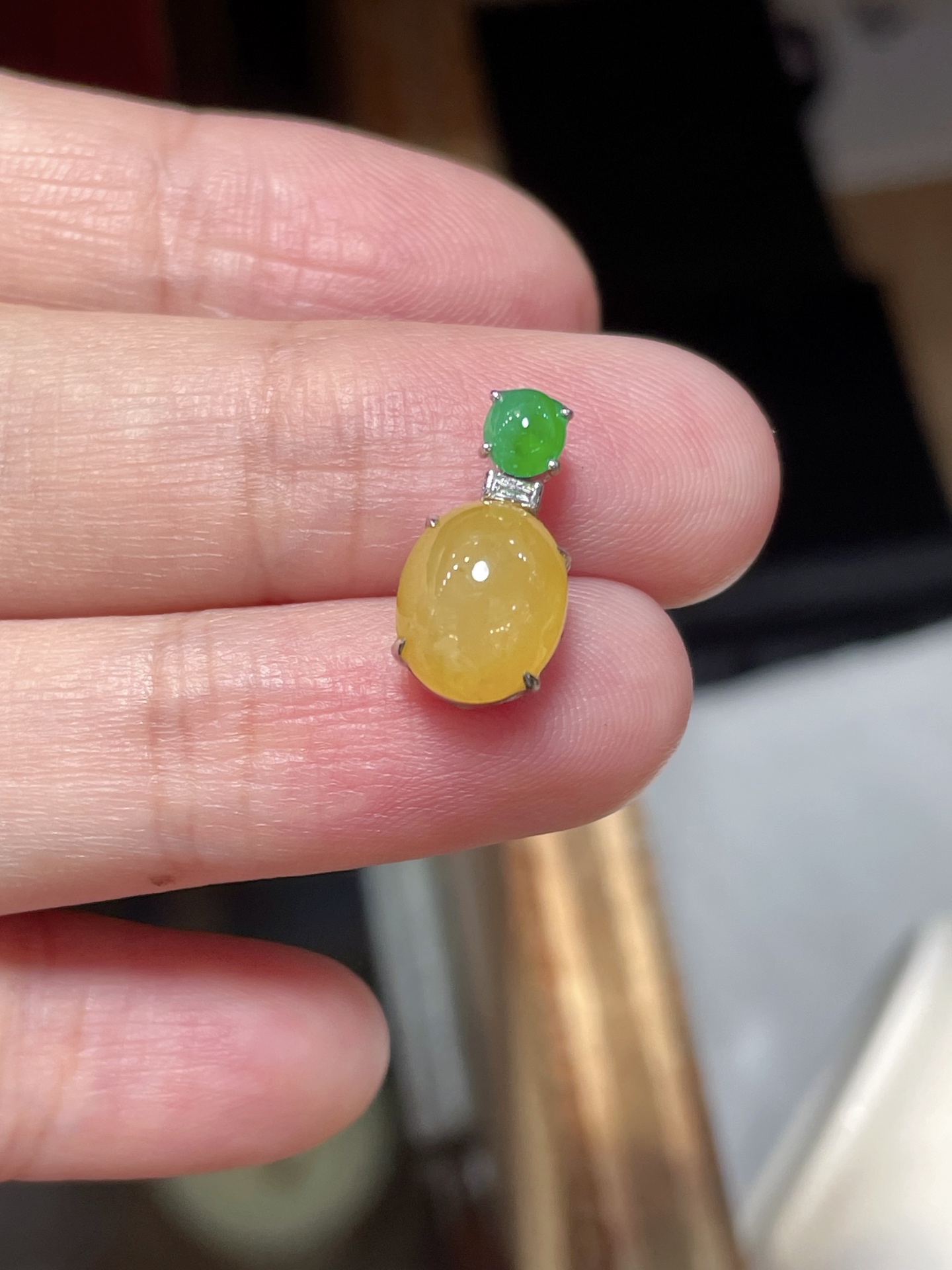 ️ 性比高 高端货 精品黄翡蛋面吊坠 料子饱满水润，种水 18k金镶嵌，款式时尚，9.2-7.9-4.9