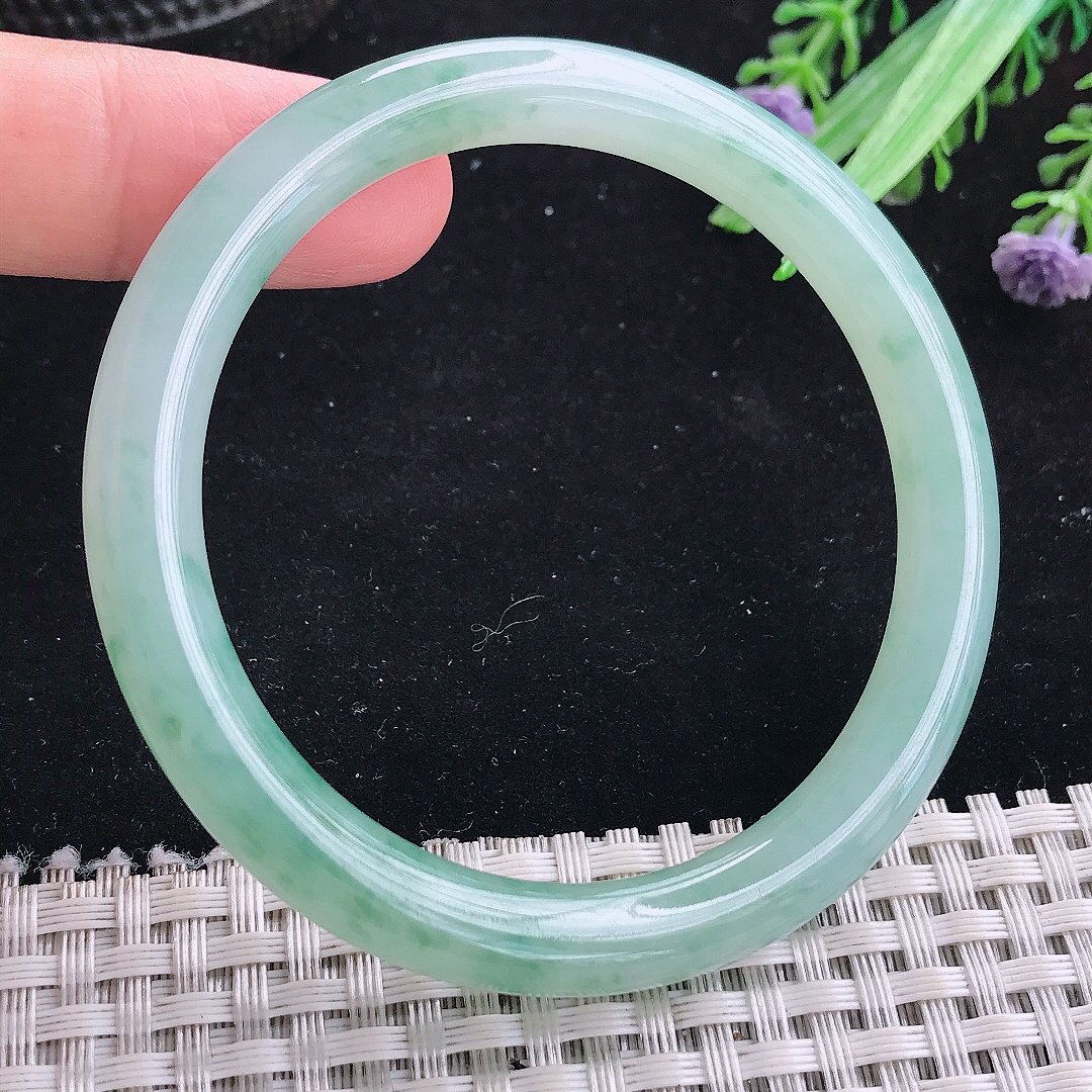 实拍A货翡翠55/7.6/8老坑冰胶冰晴飘花圆条手镯平安镯美人镯