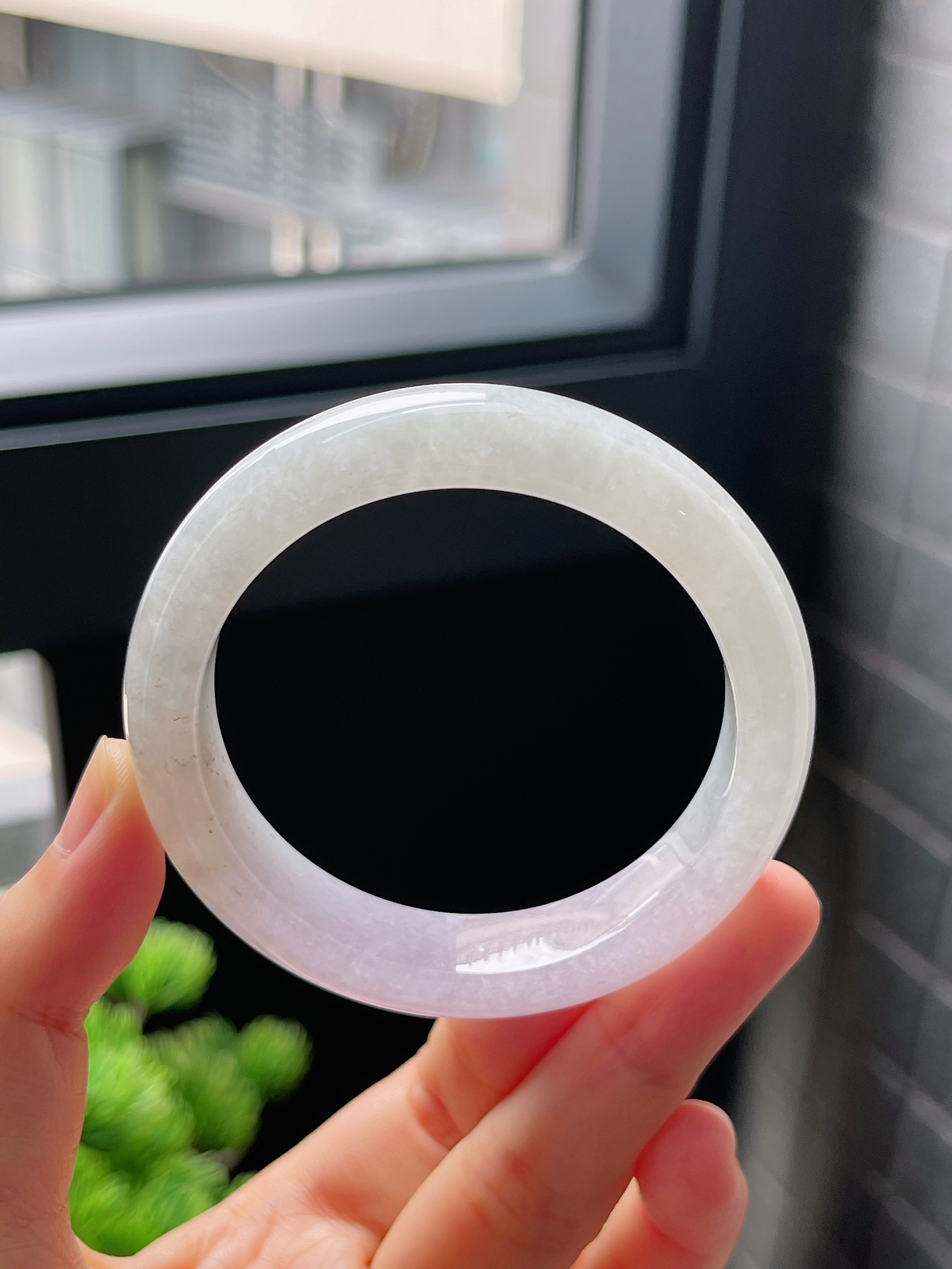 圈口50.5，冰糯种春带彩翡翠正圈手镯