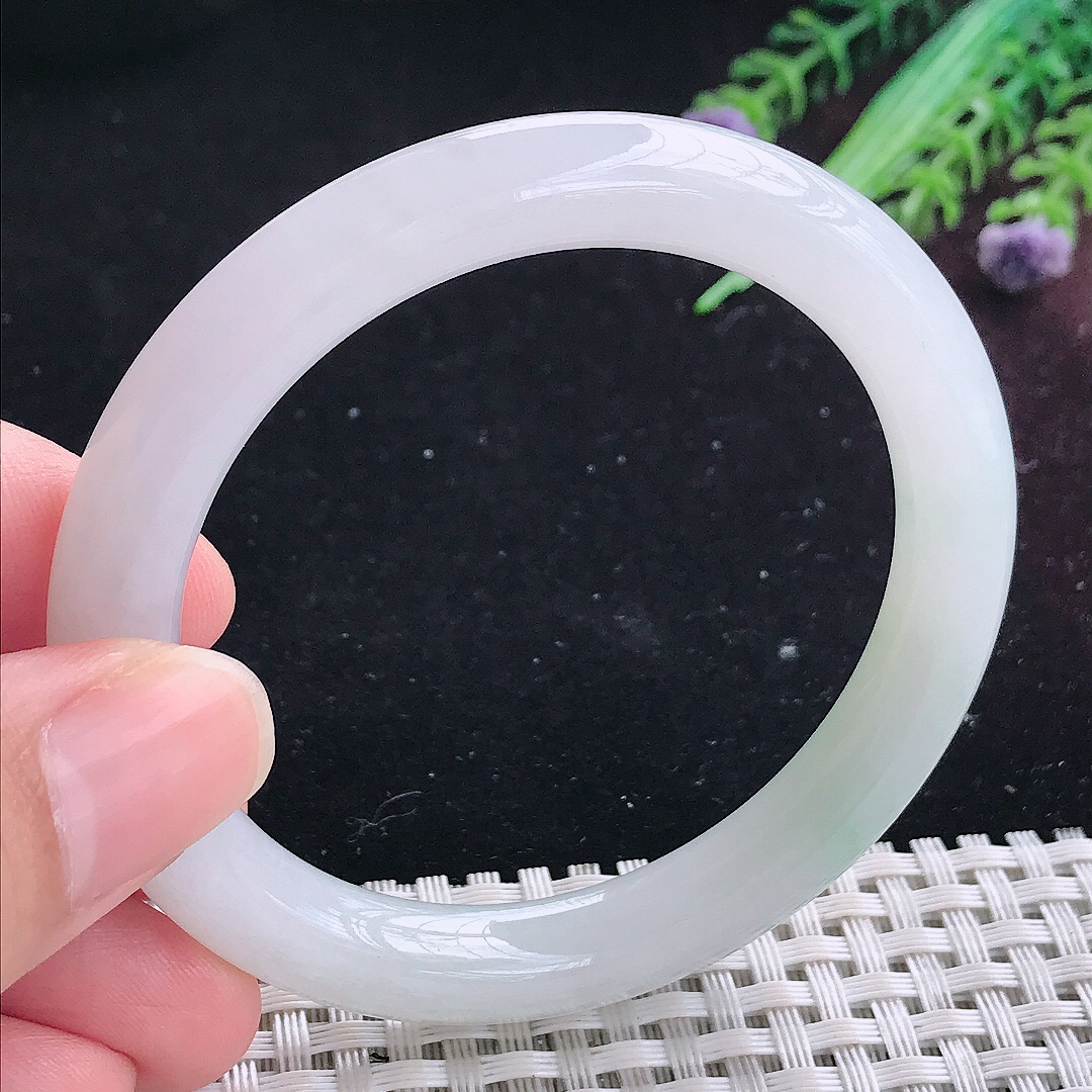 实拍A货翡翠53/8.6/8.8老坑秀气冰润圆条手镯平安镯翡翠玉镯美人镯
