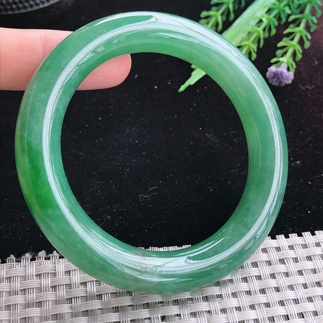 实拍A货翡翠57/11.7/11.5老坑冰润满绿圆条手镯平安镯翡翠玉镯美人镯