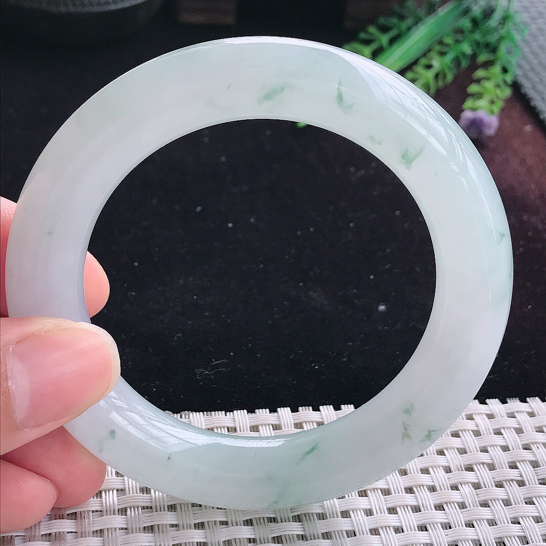 实拍A货翡翠55/11.8/12.1老坑冰润起胶飘花胖圆条手镯平安镯翡翠玉镯美人镯