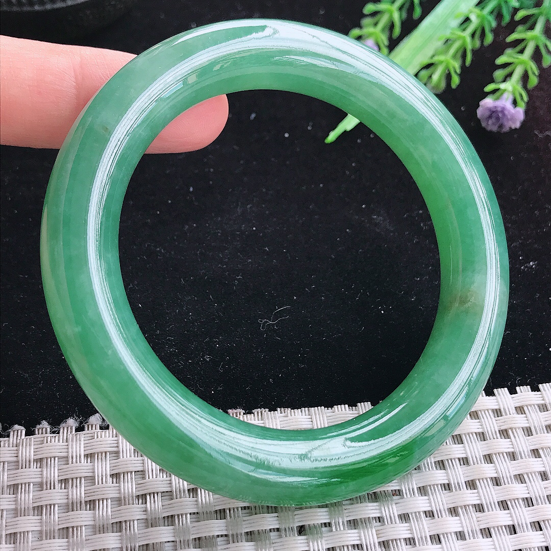 实拍A货翡翠57/11.7/11.5老坑冰润满绿圆条手镯平安镯翡翠玉镯美人镯