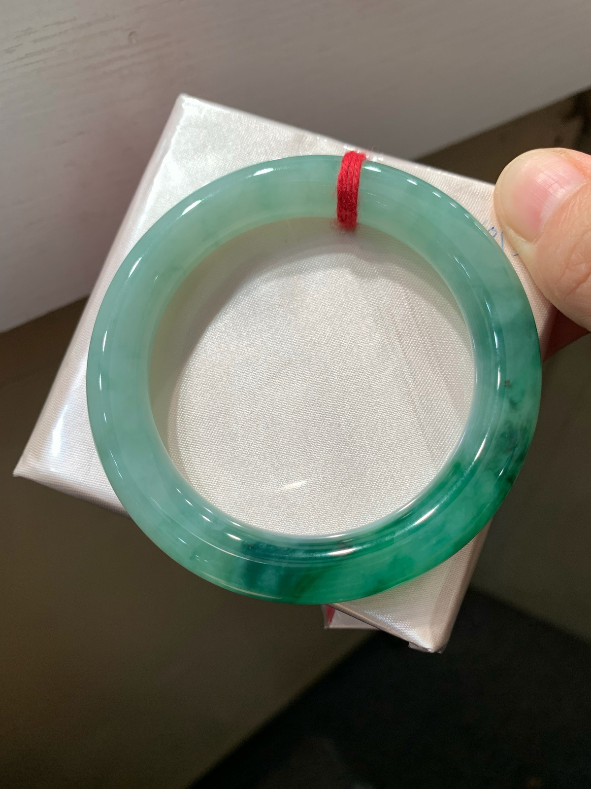 尺寸53.6/10.1，冰飘花圆条福镯
种好水润