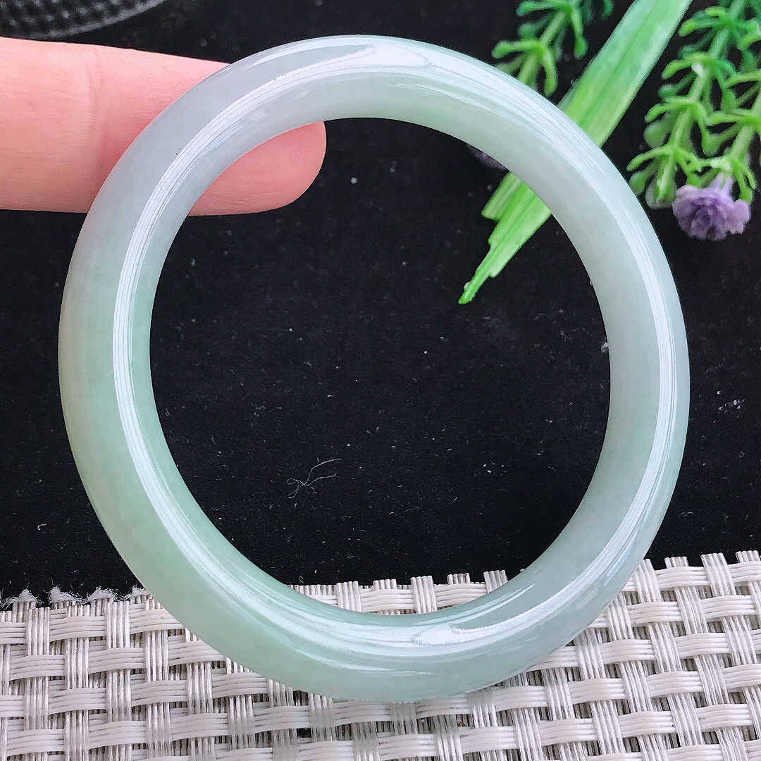 实拍A货翡翠52.5/8.3/8.5老坑冰润晴底圆条手镯平安镯翡翠玉镯美人镯