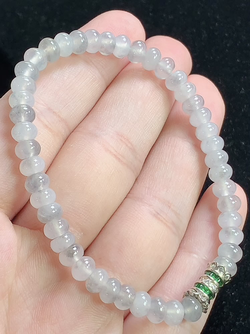 冰种玉珠手串，尺寸5.3-3.1mm，L30cdg